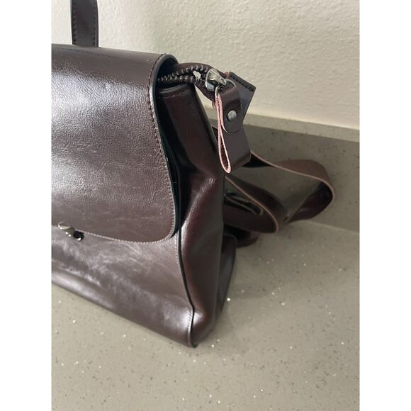NEW HESHE deep brown leather backpack main image 6